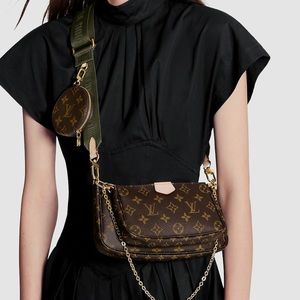 Louis Vuitton MULTI POCHETTE ACCESSOIRES Bag.